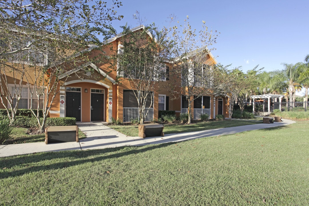 Citrus Tower in Clermont, FL - Building Photo