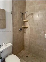 5219 SW 43rd Ter, Unit 2 in Fort Lauderdale, FL - Building Photo - Building Photo