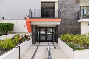 5550 Bonner Ave in Los Angeles, CA - Building Photo