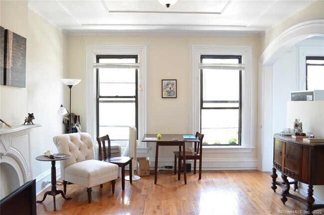 48 Trumbull St in New Haven, CT - Building Photo - Building Photo