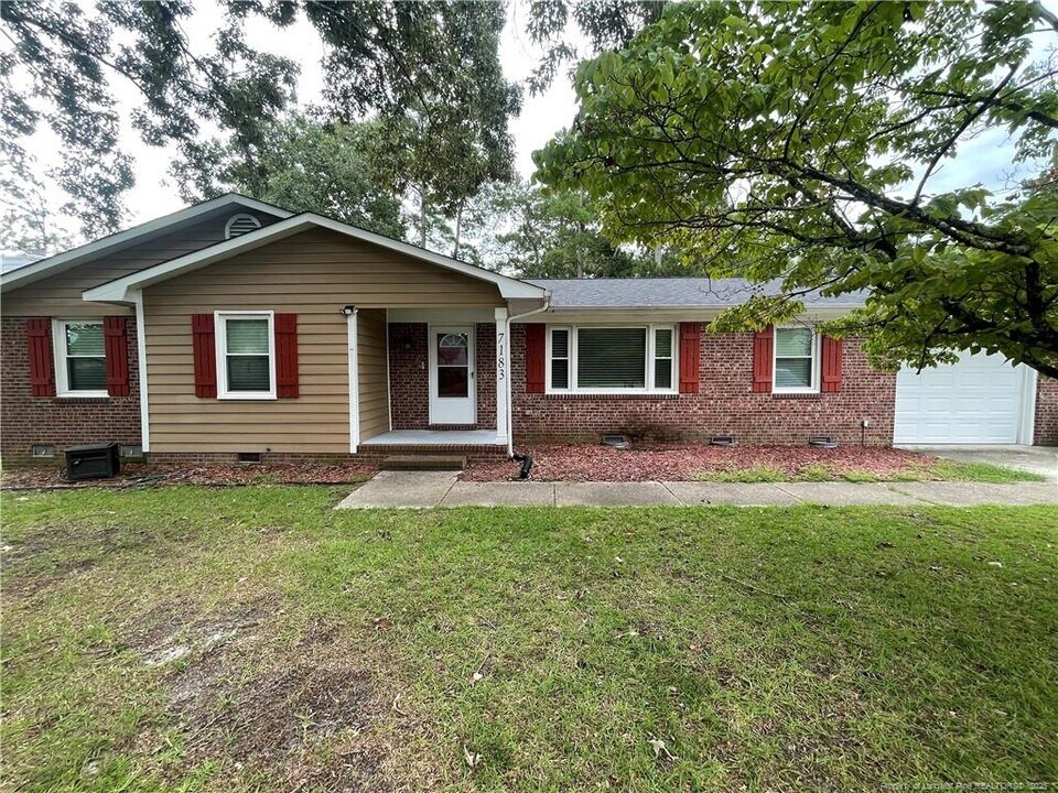 7183 Largo Pl in Fayetteville, NC - Building Photo