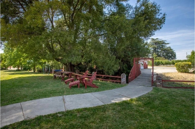 124 E Evans Reimer Rd in Gridley, CA - Building Photo - Building Photo