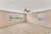 5757 Columbia Dr in Schertz, TX - Building Photo - Building Photo