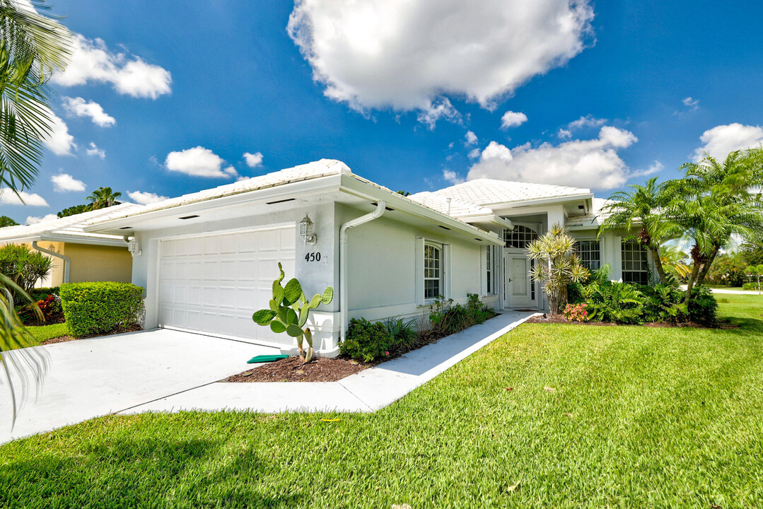 450 SW Fairway Landing in Port St. Lucie, FL - Building Photo