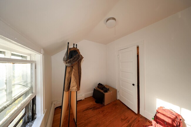 17 Princeton St, Unit 3