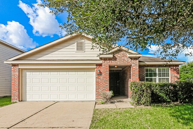 property at 7123 Northchase Ln
