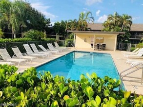 4912 Tamiami Trail E in Naples, FL - Building Photo - Building Photo