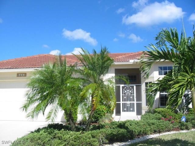 9341 White Hickory Ln in Ft. Myers, FL - Building Photo