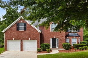 2424 Santa Barbra Ct SE in Conyers, GA - Building Photo