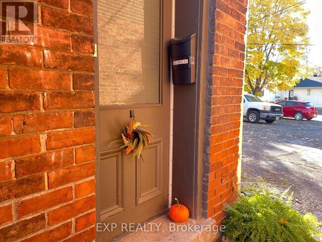 42 Mill St in Mississippi Mills, ON - Building Photo - Building Photo