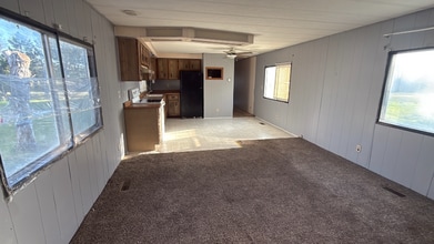 5501 9th St in Great Bend, KS - Building Photo - Building Photo