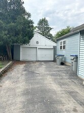 8573 N Granville Rd in Milwaukee, WI - Building Photo - Building Photo