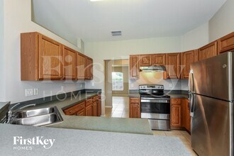 507 NW 17th Terrace in Cape Coral, FL - Foto de edificio - Building Photo