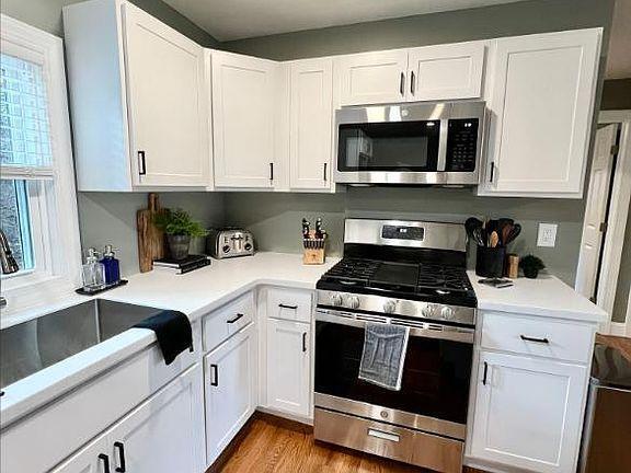 property at 8509 Henry Clay Blvd