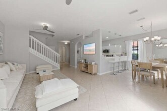 7368 Bristol Cir in Naples, FL - Building Photo - Building Photo