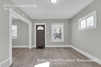 4710 Birchwood Rd in Garfield Heights, OH - Building Photo - Building Photo