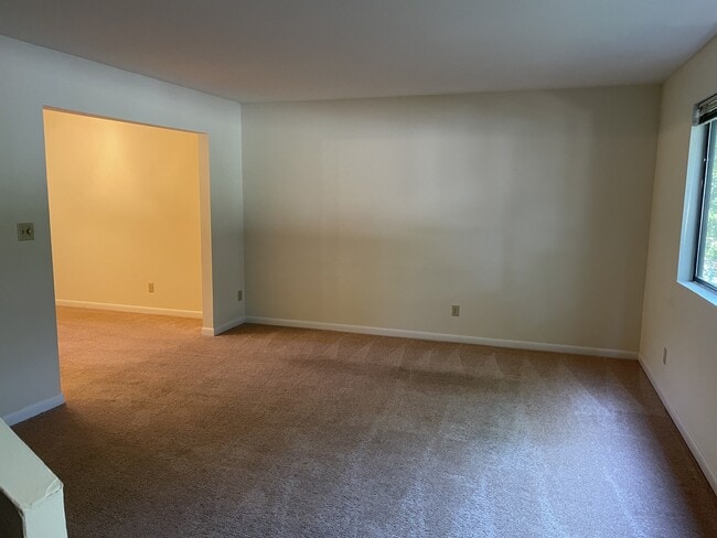 101 Harvest Dr in Charlottesville, VA - Building Photo - Building Photo