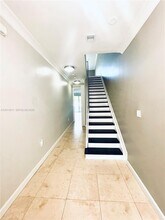 822 NE 19th Ave in Fort Lauderdale, FL - Building Photo - Building Photo