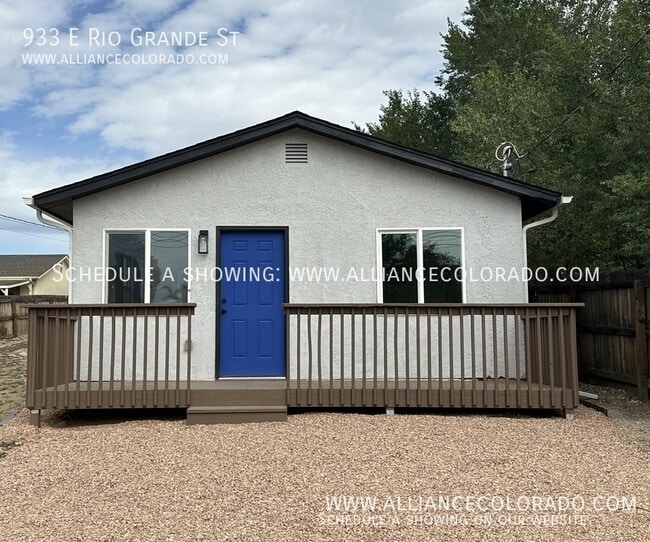 property at 933 E Rio Grande St