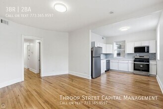 6134 S Vernon Ave in Chicago, IL - Building Photo - Building Photo