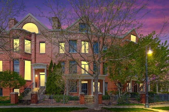 1813 Admiral Ct in Glenview, IL - Building Photo - Building Photo