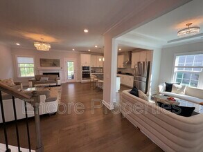 2211 Montebell View Dr in Fuquay Varina, NC - Building Photo - Building Photo