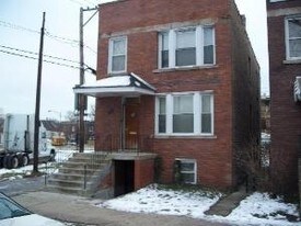 6715 S Champlain Ave in Chicago, IL - Building Photo