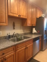 875 September Dr in Cupertino, CA - Building Photo - Building Photo