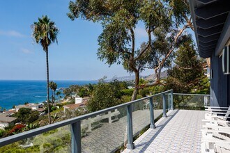31293 Holly Dr in Laguna Beach, CA - Building Photo - Building Photo