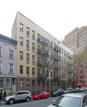 250 W 16th St in New York, NY - Building Photo - Building Photo