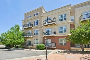 5677 S Park Pl in Greenwood Village, CO - Building Photo