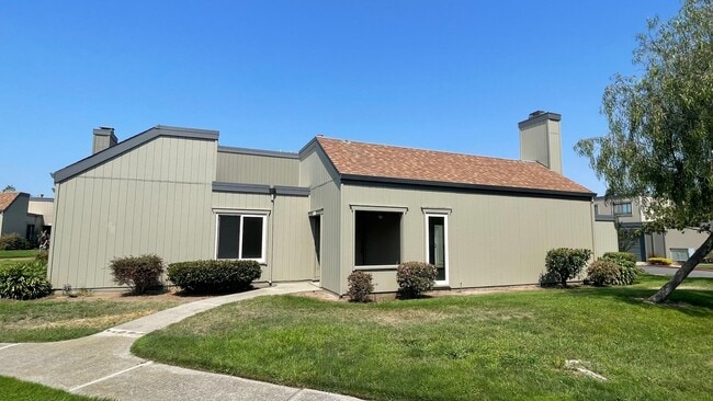 property at 3424 Solomon Ln