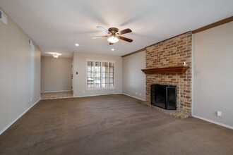 14022 Old Tree St in San Antonio, TX - Building Photo - Building Photo