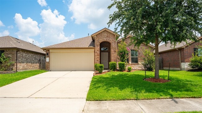 property at 2914 Canadian Goose Ln