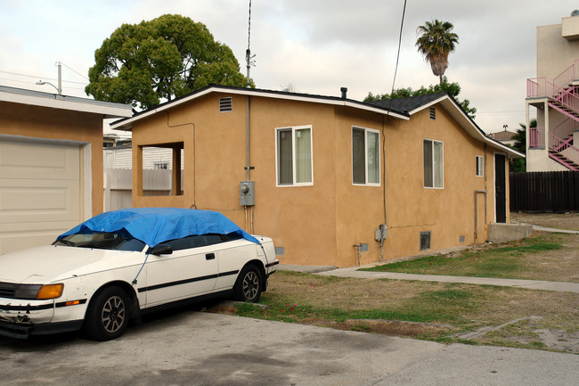 405 E Hazel St in Inglewood, CA - Building Photo - Building Photo