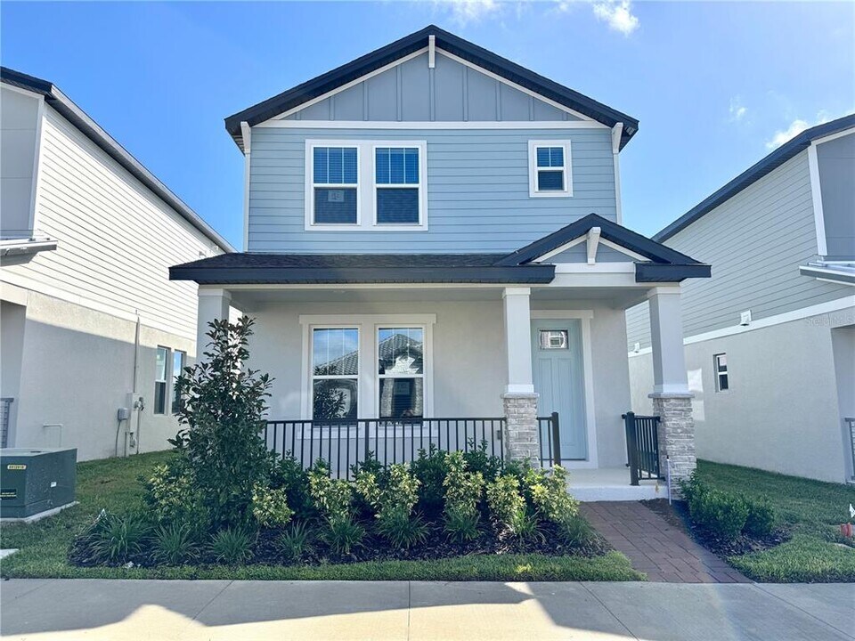 16526 Silver Brook Wy in Winter Garden, FL - Building Photo