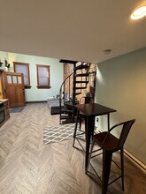 140 W 1st St, Unit F in Salida, CO - Foto de edificio - Building Photo