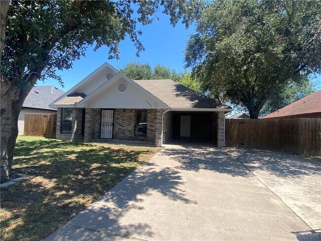 2203 Coma St in Hidalgo, TX - Building Photo - Building Photo