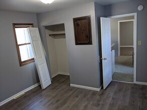 1823 16th St S-Unit -1825 in La crosse, WI - Building Photo - Building Photo