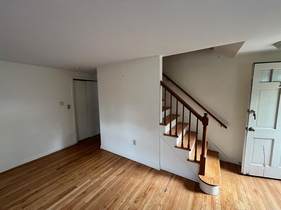 22 Deerfield Ct, Unit A in East Hartford, CT - Foto de edificio