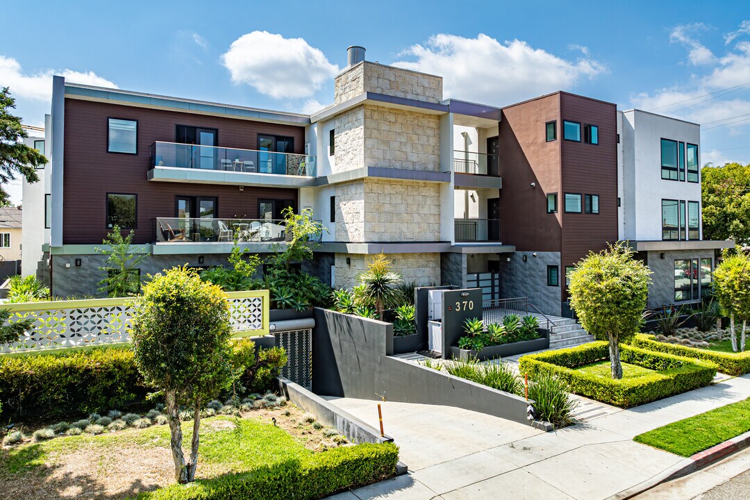 370 Salem St in Glendale, CA - Foto de edificio