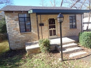 2514 Johnson St in Little Rock, AR - Building Photo - Building Photo