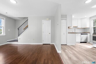 224 Melville Dr in Fairfield, CT - Building Photo - Building Photo