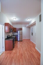 1582 N Clybourn Ave-Unit -2 in Chicago, IL - Building Photo - Building Photo