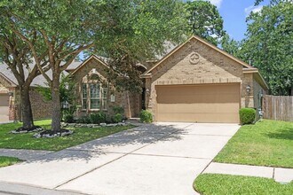 1055 Forest Haven Ct in Conroe, TX - Building Photo - Building Photo