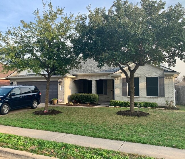 1405 Amber Day Dr in Pflugerville, TX - Building Photo - Building Photo