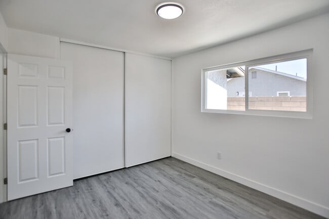 440 W Holt Ave, Unit B in Pomona, CA - Building Photo - Building Photo