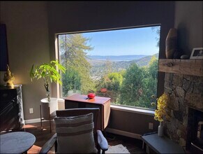 108 Oakmont Ave in San Rafael, CA - Foto de edificio - Building Photo