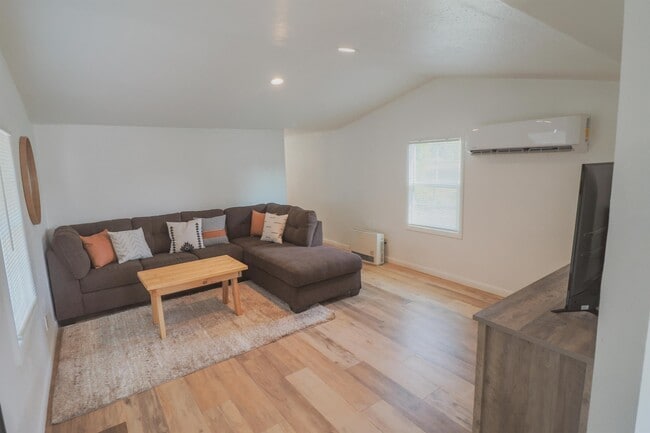 property at 147 Northside Dr