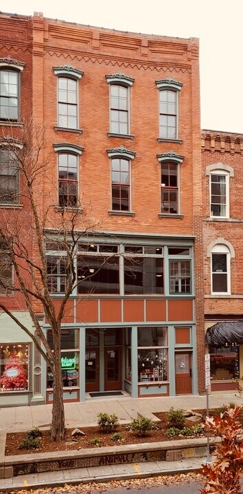 The Garland in Binghamton, NY - Building Photo